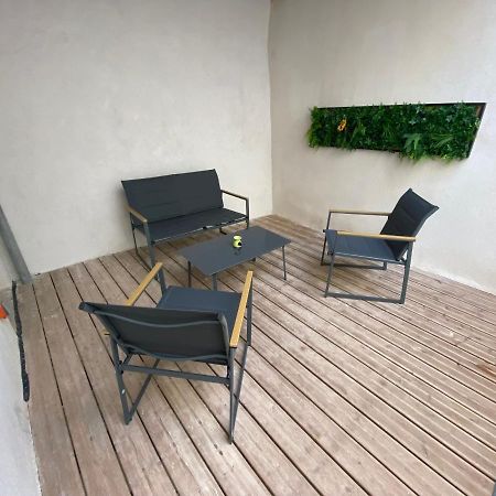 Logement Tout Equipe Layrac Экстерьер фото